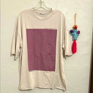 Zara Cream T-Shirt with Purple Graphic